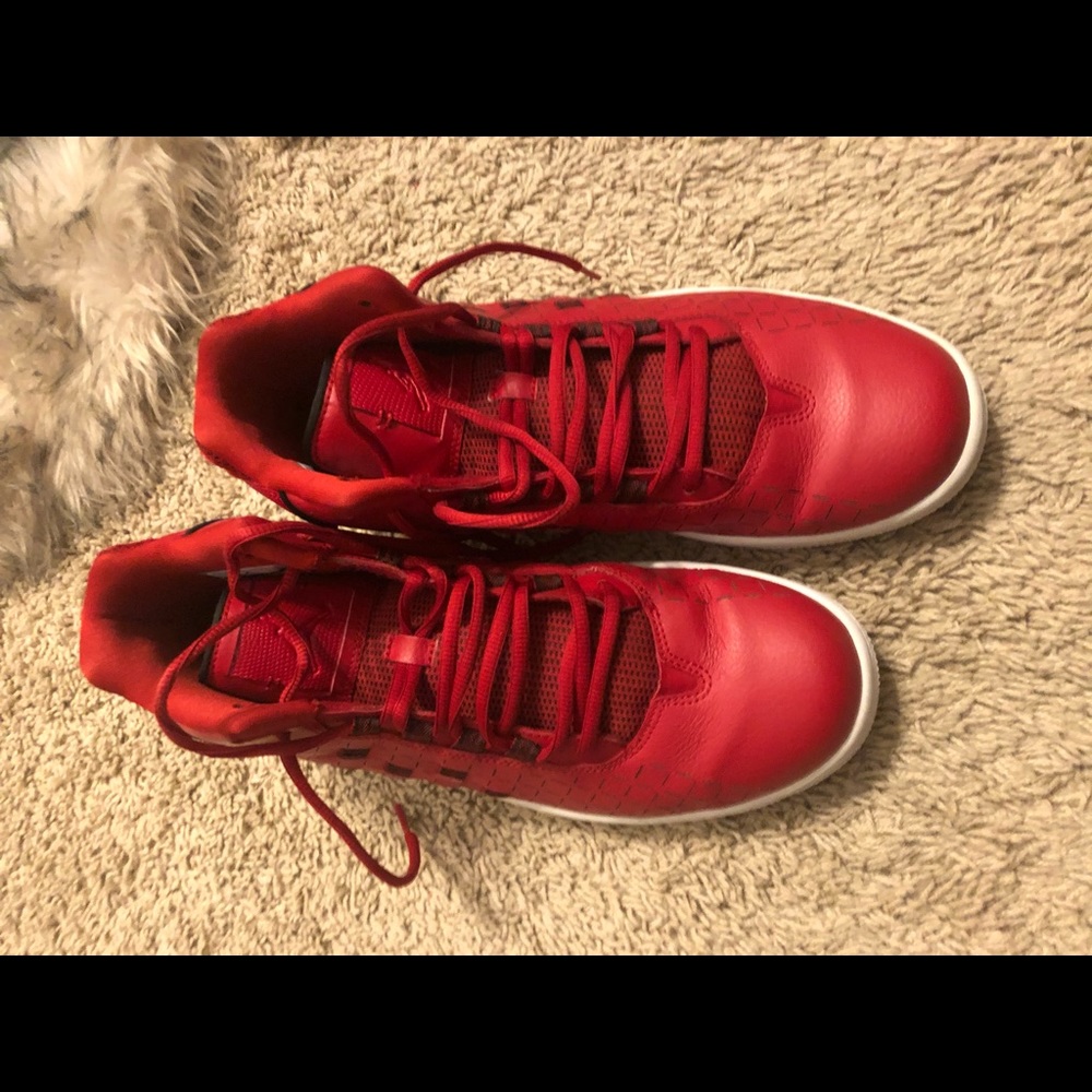 Men’s Jordan sneakers 9.5